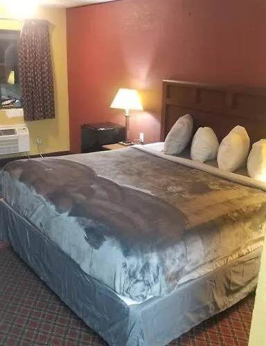 Hotel 2 Queens Beds Hotel Room 127