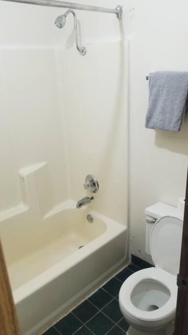 2 Queens Beds 127 Apartment Stillwater